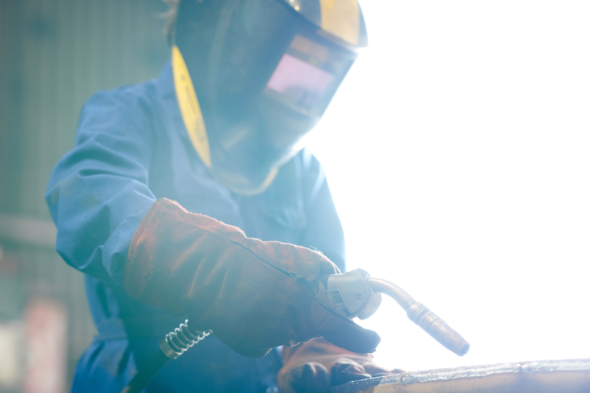 Improving Employee Safety With Specialized Workwear